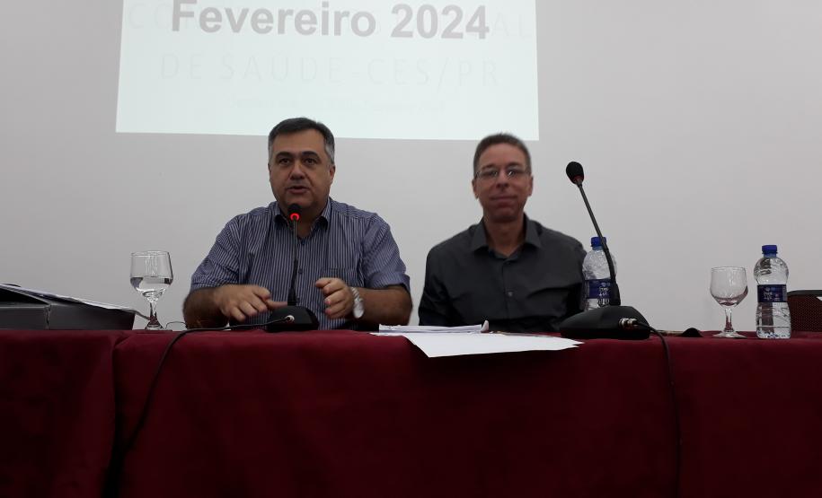 Secretário de Estado da Saúde do Paraná Beto Preto e o Secretário Executivo do CES/PR Mauricio Mesadri
